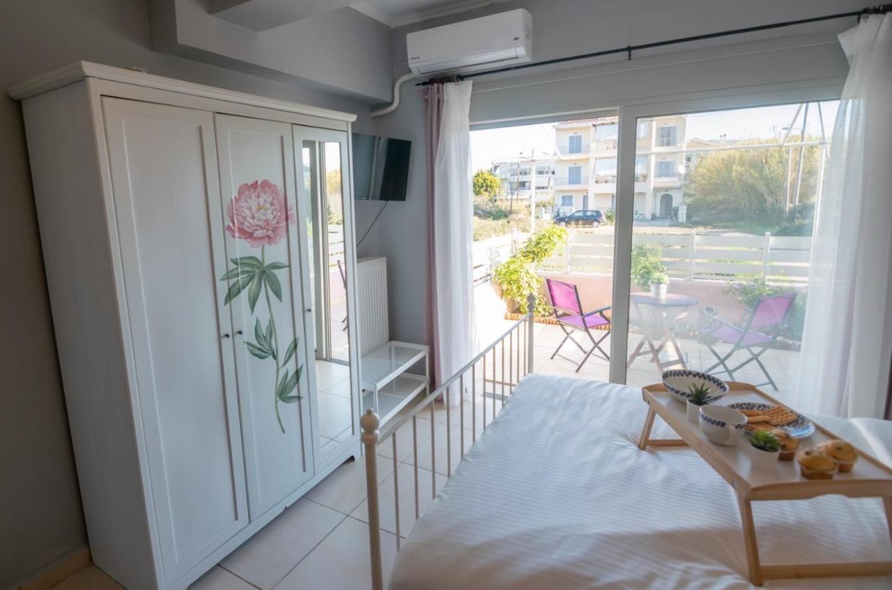 To Mikro Boutique Apartment Lefkada City Exterior photo
